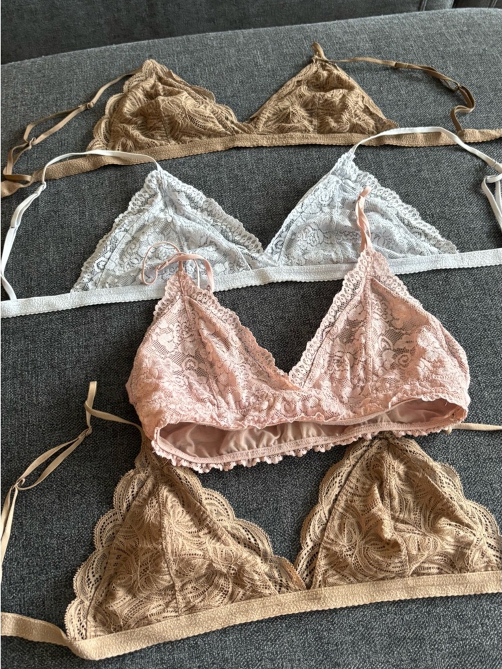Aritzia Lace Bralette Bundle - Tan, White, Blush